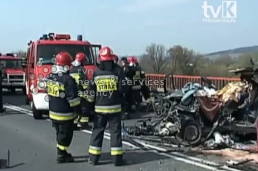 Śmiertelny wypadek w Kłodzku - 01.04.2014. Zginął kierowca...