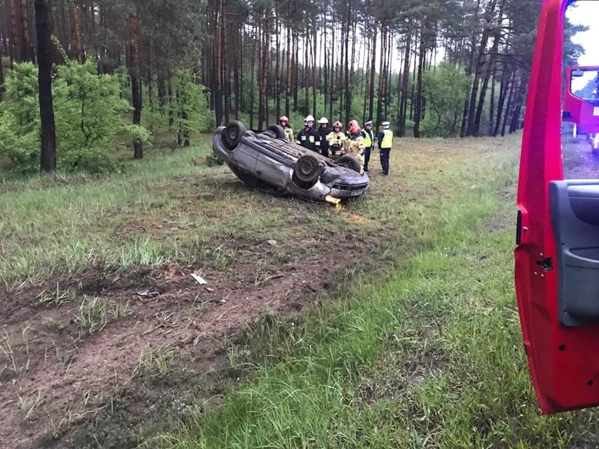 W czwartek (16 maja) nad ranem na drodze krajowej nr 10 pod...