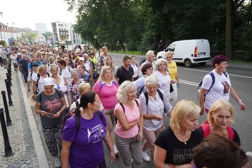 30.07.2019 Białostoccy pielgrzymi wyruszają w dorocznej...