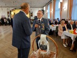 Już 300 razy Bernhard Serwuschok przywiózł dary na Śląsk Opolski. Pomaga potrzebującym od 25 lat