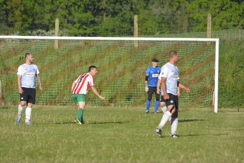 Rolnik Paruszowice - LZS Lasowice Wielkie 2:0