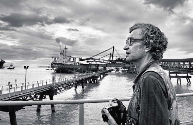 „Sól Ziemi” Wima Wendersa to opowieść o życiu wybitnego fotografa