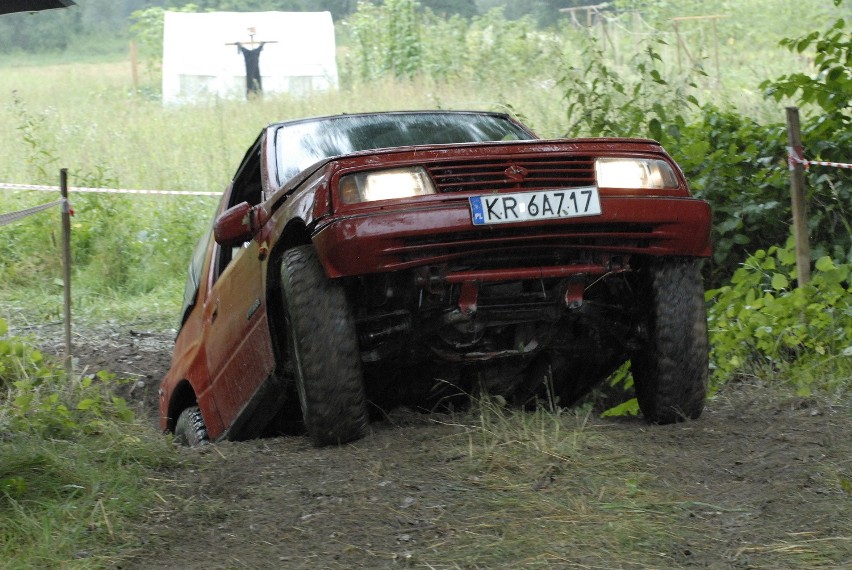 Terenówki na rynku i na Zarabiu [ZDJĘCIA]