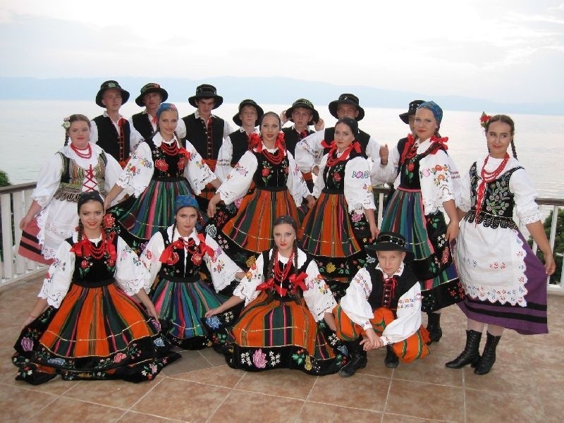 Zespół Pieśni i Tańca Racławice nad jeziorem Ohrid.
