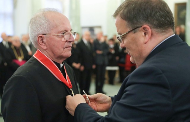 Ksiądz Czesław Sadłowski otrzymał order Polonia Restituta.