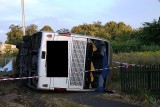 Tragiczny wypadek autobusu pod Wieruszowem. Jedna osoba nie żyje [ZDJĘCIA]