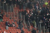 Kraków. Burdy na stadionie Cracovii podczas meczu z Pogonią. Policja zatrzymała najbardziej agresywnych kiboli