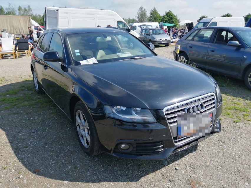 Audi A4. Silnik: 2,0 diesel, rok produkcji 2008. Cena: 25500...