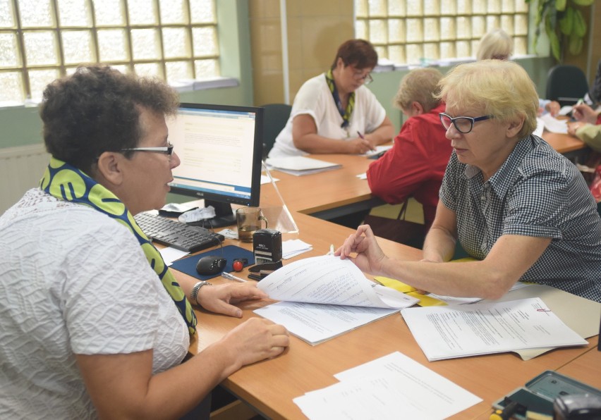 A w jakich sytuacjach świadczeniobiorcy otrzymają mniejszą...