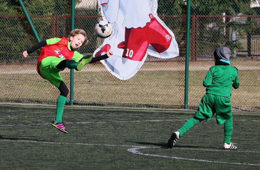 Młodzi futboliści pokazali mistrzowska klasę.