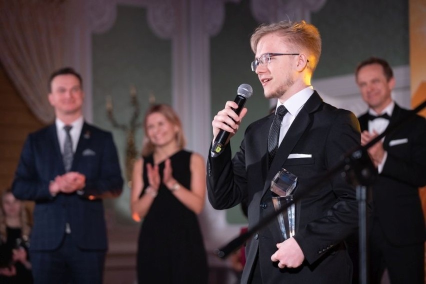 Vitalii Morskyi, student Politechniki Rzeszowskiej, został nagrodzony w ogólnopolskim konkursie INTERSTUDENT 2023