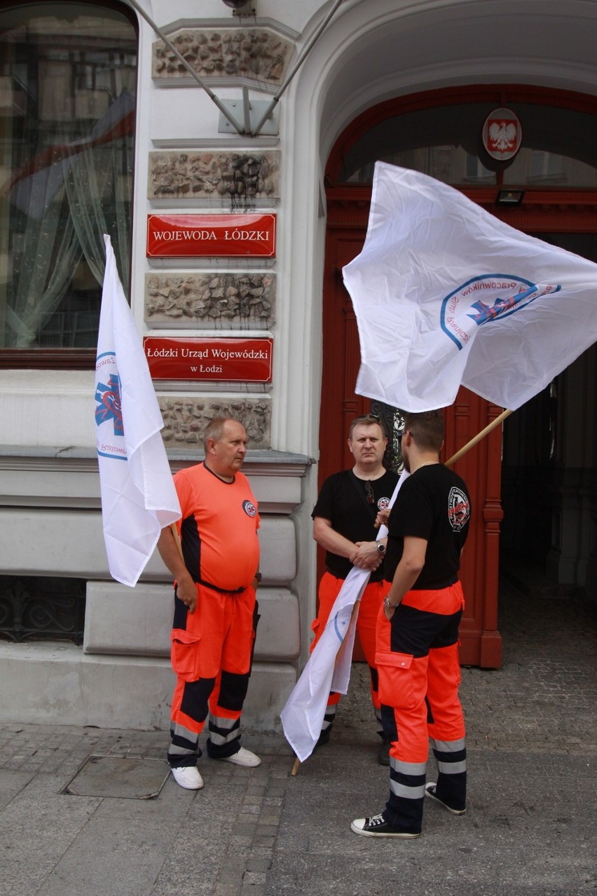 Protest ratowników medycznych w Łodzi