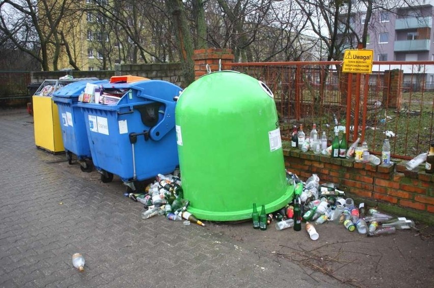 Rewolucja śmieciowa w Poznaniu trwa. Teraz: "akcja kontener"