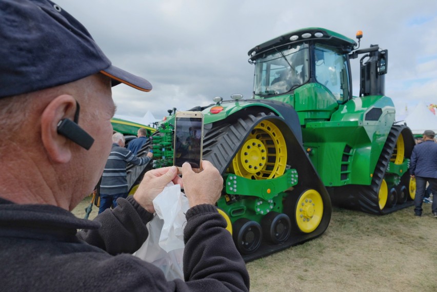 W sobotę Agro Show 2018 odwiedzały tłumy. Zobacz na...