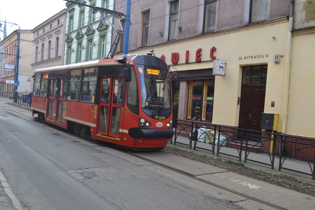 Tramwaj linii nr 14 na ul. Bytomskiej w Mysłowicach