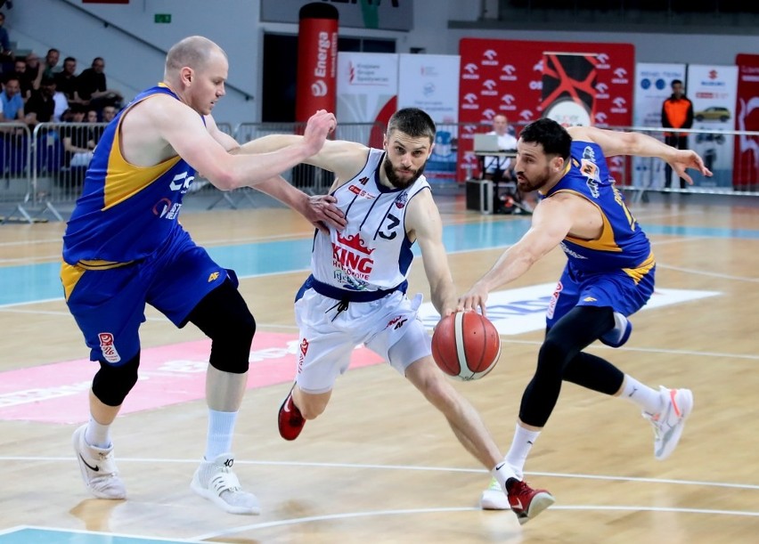 King Szczecin - Stal Ostrów 79:74 w 2. półfinale EBL.