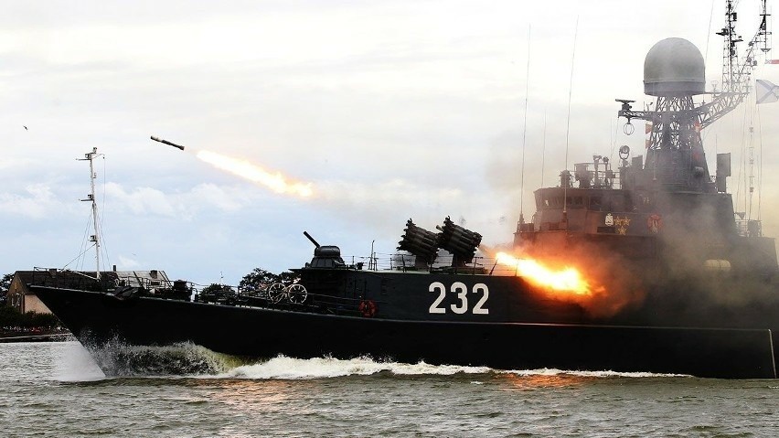 Rosjanie ograniczają swoją flotę okrętów w pobliżu Obwodu...