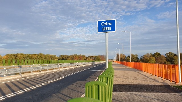 Tak wygląda nowy most w Milsku. Po prawej stronie jest droga dla rowerów
