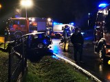 Wieczorny wypadek na ulicy Kolejowej w Chmielowie. Do szpitala trafiły cztery osoby [ZDJĘCIA]