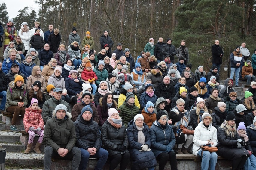 Odtwórcami wydarzeń sprzed dwóch tysięcy lat byli członkowie...