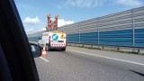 Utrudnienia na A2 w kierunku Warszawy. Protest kierowców lawet na autostradzie koło miejscowości Dzierzgów