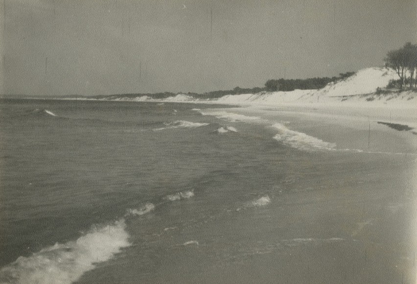 Ustka plaża wschodnia, 1947 rok.