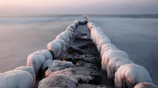 Tak wygląda zima na plaży w Wiciu (gmina Darłowo).POLECAMY:
