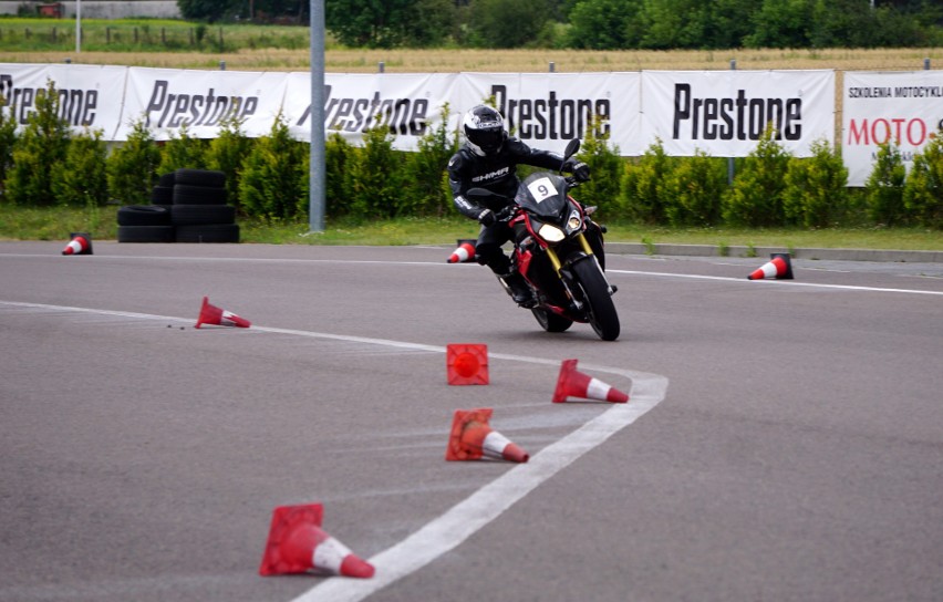 Motocykliści z całej Polski szkolili się na torze w Lublinie. Zobacz zdjęcia