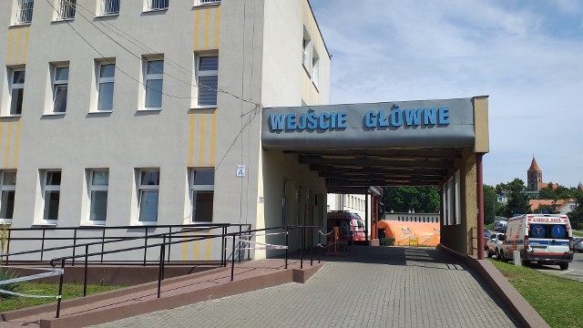 W chełmińskim szpitalu zajęte są wszystkie łóżka na oddziale covidowym. W gminie Lisewo i gminie Chełmno prowadzą szczególne akcje, związane z obecną sytuacją