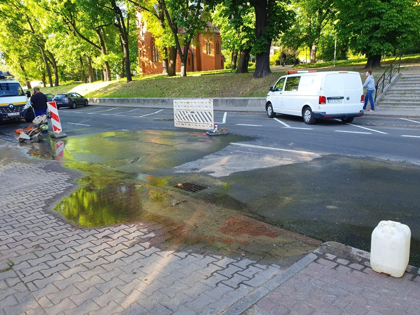 Awaria sieci wodociągowej w Stargardzie. Nie wiadomo jak długo potrwa 