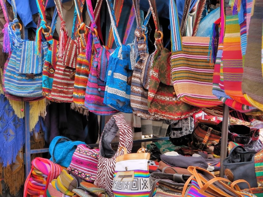 Takie torby można zakupić w Ekwadorze. Nie nadają się na...
