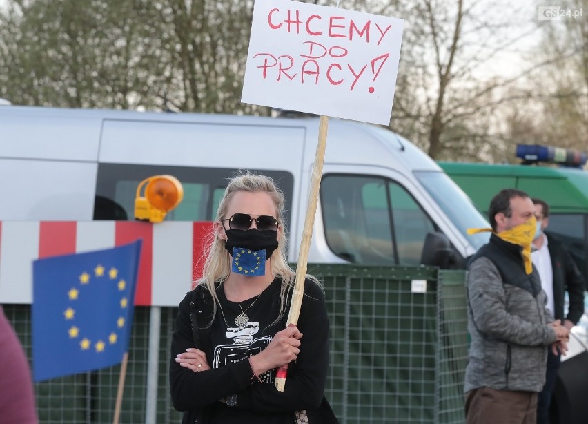 Łzy i protest na granicy. "Chcemy wrócić do pracy" [WIDEO, ZDJĘCIA]