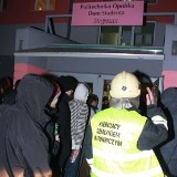 Nocna ewakuacja akademika Pryzma w Opolu