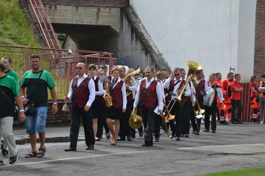 Korowód i koncert Eweliny Lisowskiej na rozpoczęcie Dni Jastrzębia-Zdroju! ZDJĘCIA