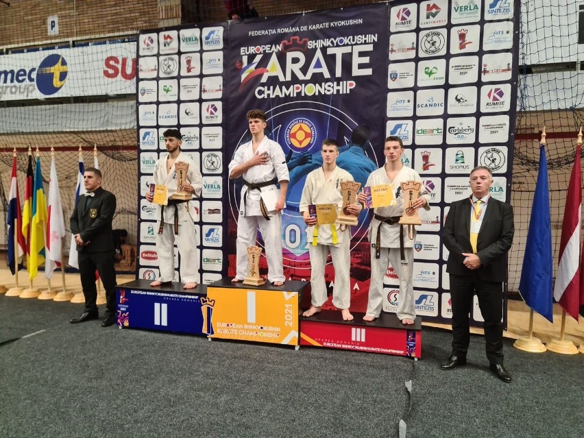 Ogromne sukcesy karateków z województwa świętokrzyskiego na Mistrzostwach Europy w Rumunii [ZDJĘCIA]