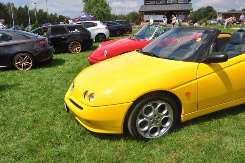 Wola Więcławska. II Zlot Alfa Romeo w Małopolsce [ZDJĘCIA]