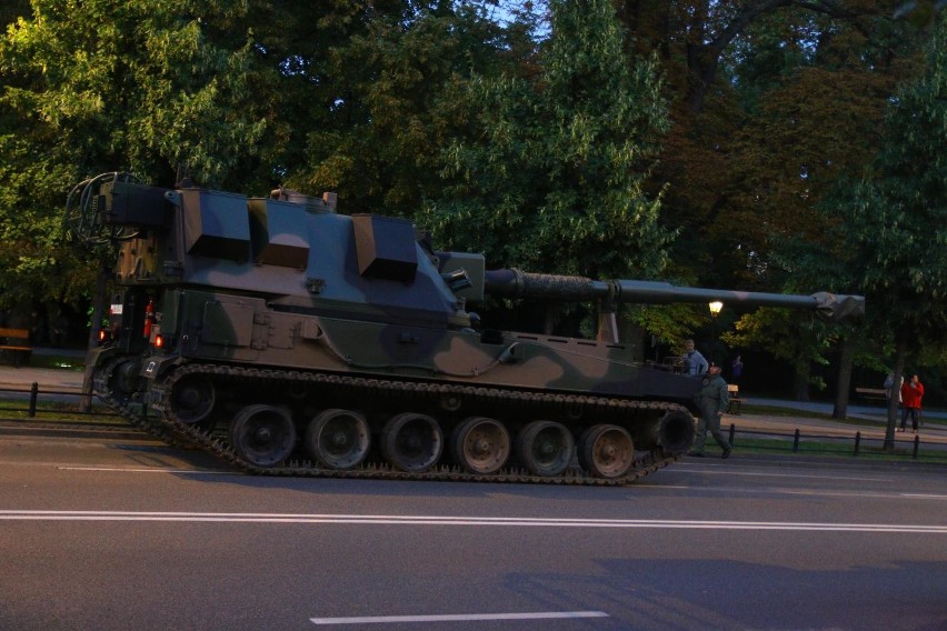 Polskie Leopardy mają trafić na Ukrainę. Wiadomo jakie mają uzbrojenie. Czym charakteryzują się nasze czołgi?