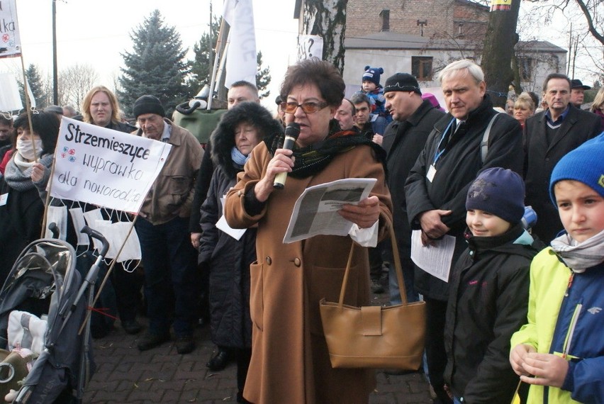 Mieszkańcy Strzemieszyc protestowali przeciwko odpadom...