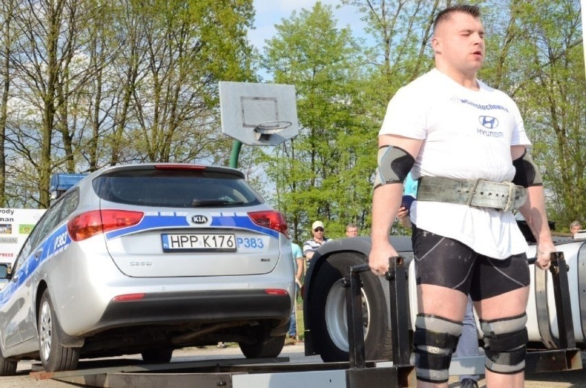 Miała ponad 2 promile i prowadziła samochód. Zatrzymał ją jeden z najsilniejszych policjantów w Polsce