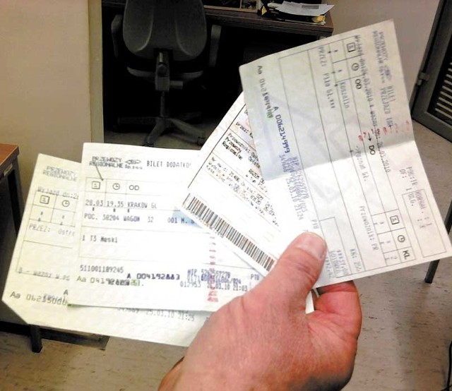 Bilety, które otrzymał Jan Janicki z Koszalina podczas podróży z przebojami.