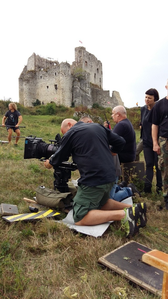 Na zamku w Mirowie przez trzy dni kręcono ujęcia do nowego filmu w reżyserii Andrzeja Wajdy.