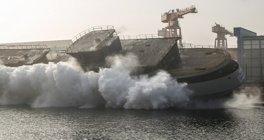 Wodowanie żaglowca "El-Mellah" w stoczni Remontowa Shipbuilding [WIDEO,ZDJĘCIA] 