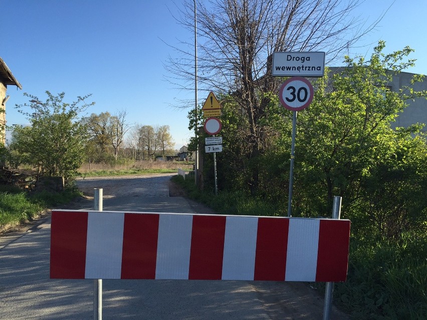 Zamknęli drogę Blizanowice - Trestno. Ogromne korki na Wilczyckiej