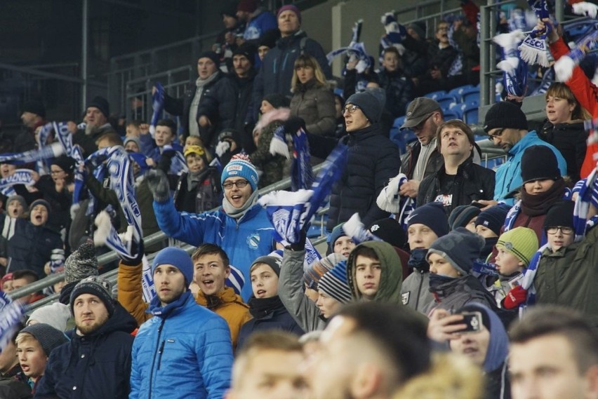 Podczas meczu Lech Poznań - Wisła Płock (2:1) atmosfera na...