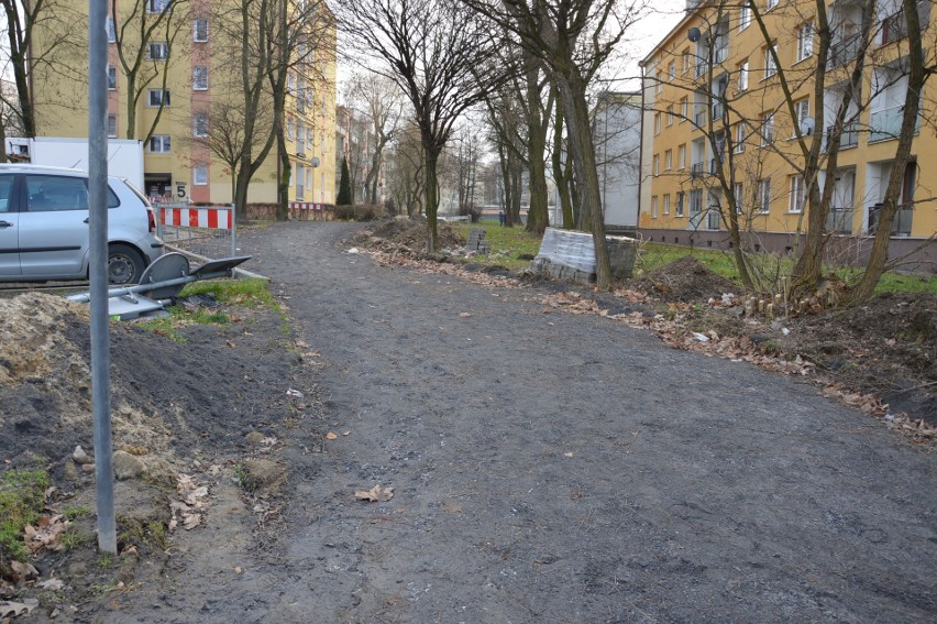 Skawina. Na początku przyszłego tygodnia skończą się utrudnienia na ul. Wesołej. Firma wznowi prace przerwane przed świętami Bożego Narodzen