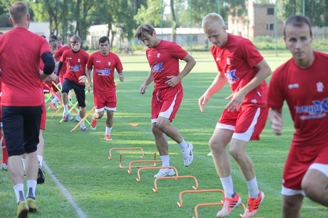 Piłkarzy ŁKS zamiast sparingu, czeka dziś kolejny trening.