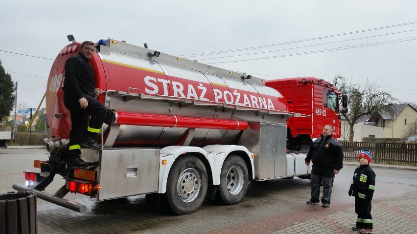 Mlekowóz po tuningu jest w stanie pomieścić 13,5 tys. litrów...