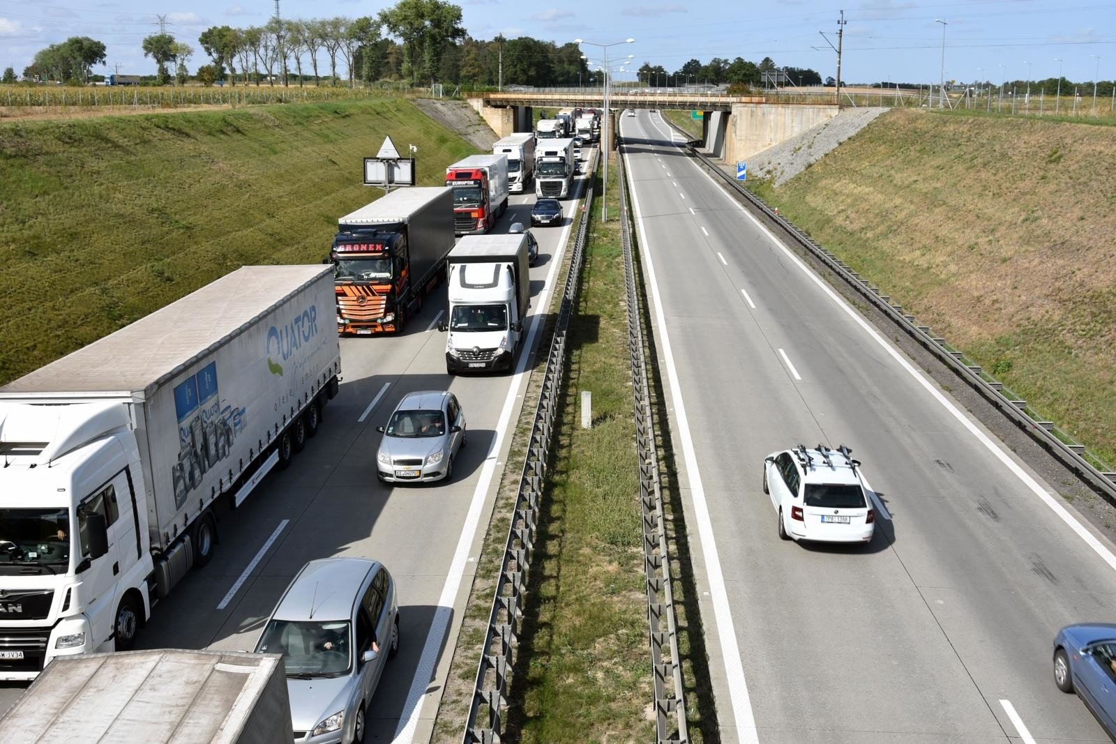 Korek na A4. Niemcy przywrócili kontrole graniczne | Gazeta Wrocławska