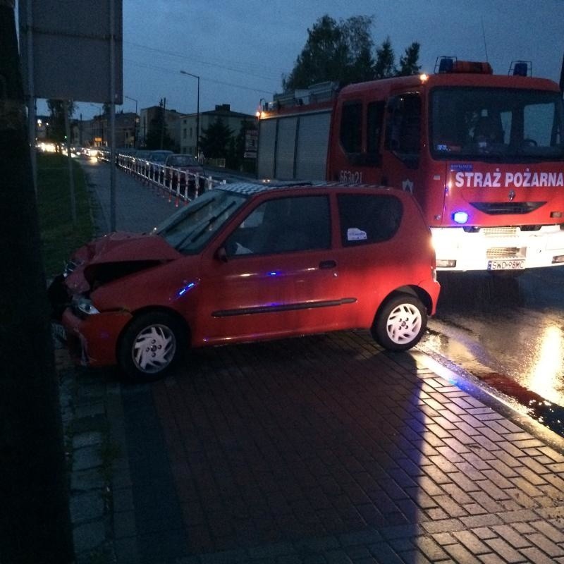 Fiat seicento zderzył się z bmw