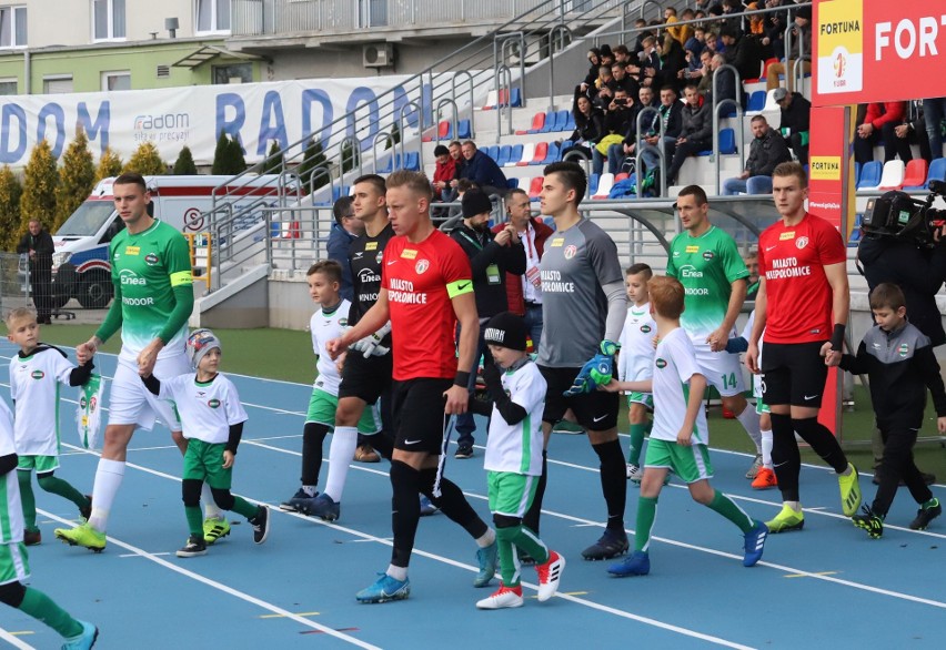 Fortuna 1 liga. Radomiak Radom zremisował 1:1 z Puszczą Niepołomice. Radomianie przegrywali od 37 minuty. Wyrównali w 78 minucie